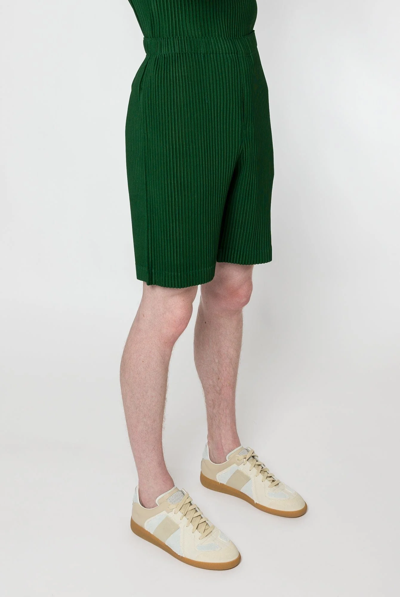 Homme Plissé Issey Miyake MC August 2024 Shorts in Seaweed - Image 2