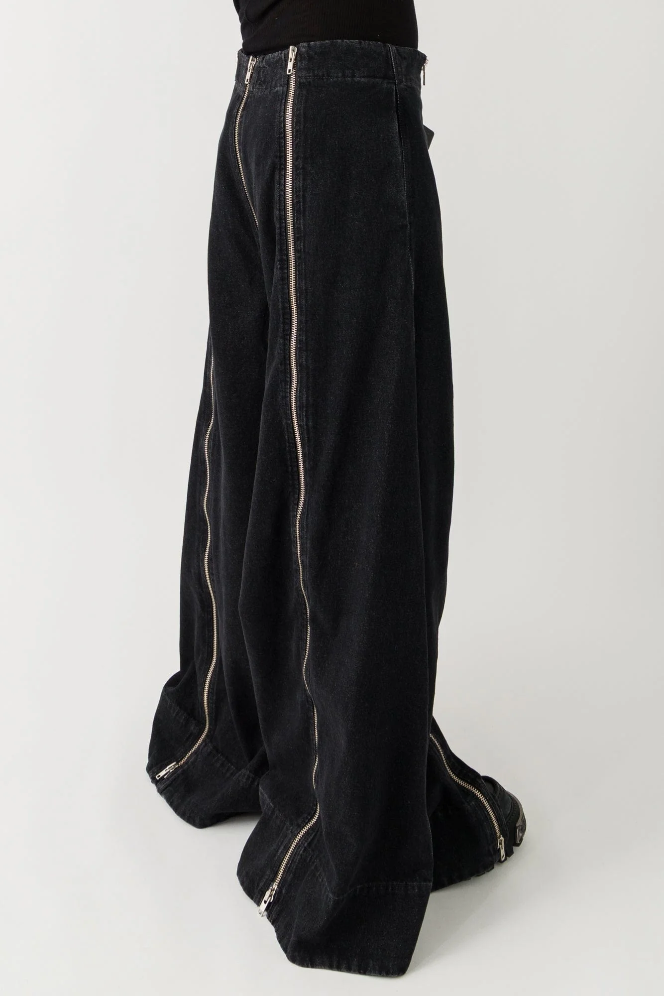 Lu'u Dan Flight Pants - Image 3